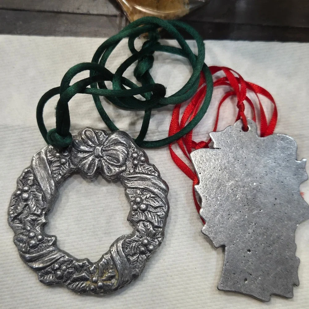 Vintage Carson Pewter Christmas Ornaments Wreath Pinecone Set of 2 1993
